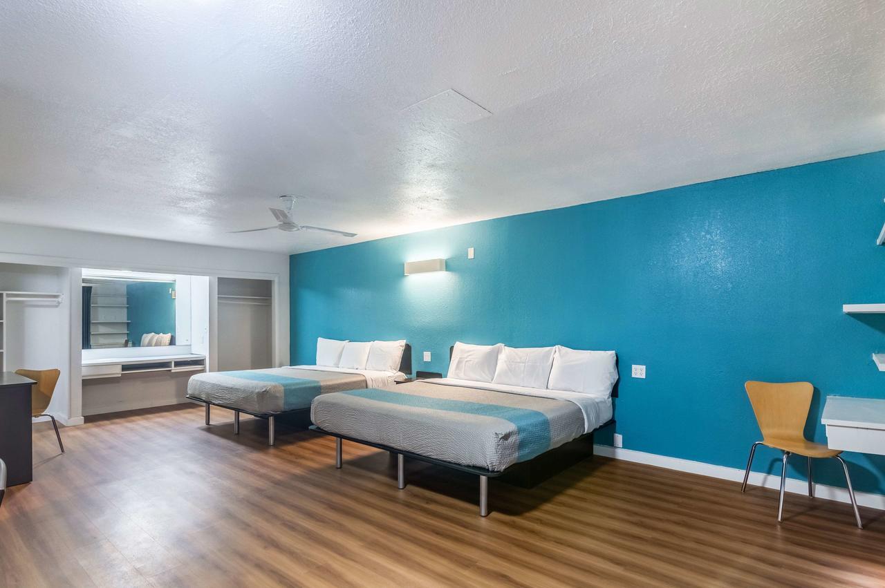 Trade Wind Motel Jacksonville Buitenkant foto