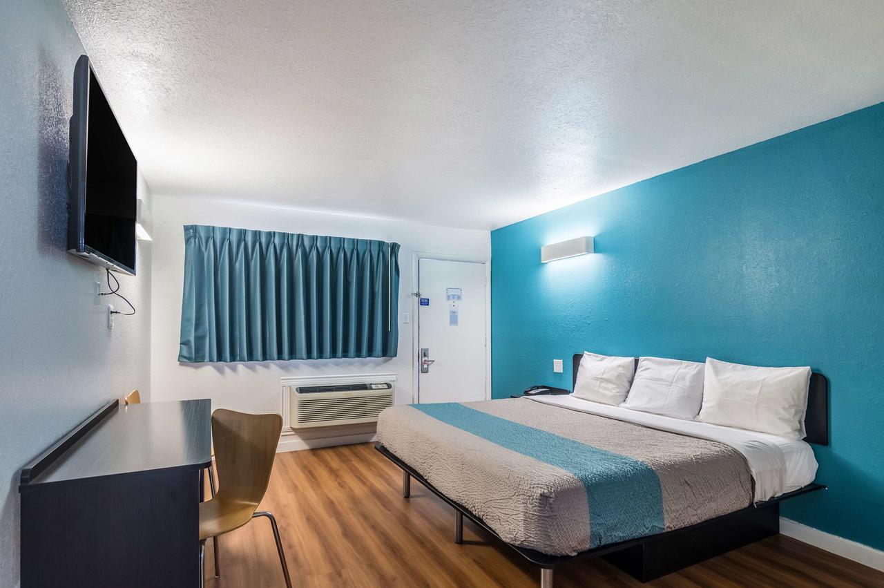 Trade Wind Motel Jacksonville Buitenkant foto