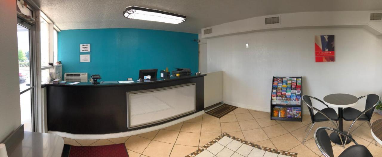 Trade Wind Motel Jacksonville Buitenkant foto