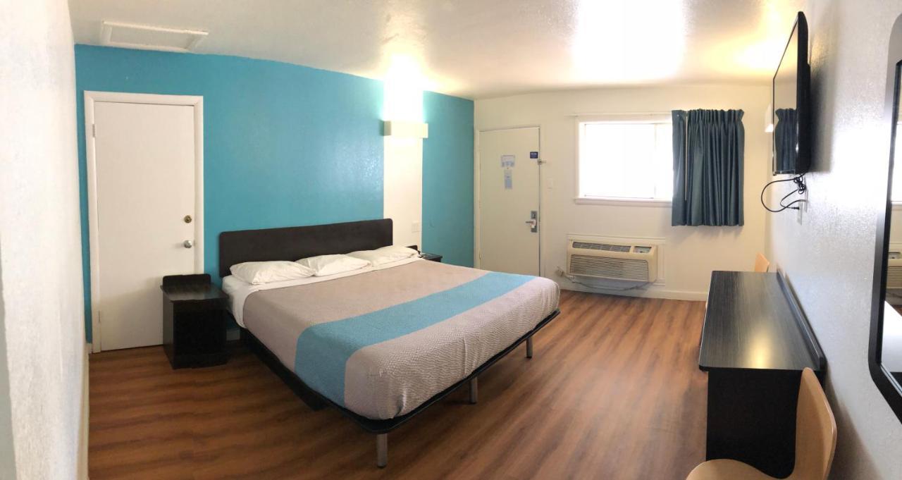 Trade Wind Motel Jacksonville Buitenkant foto
