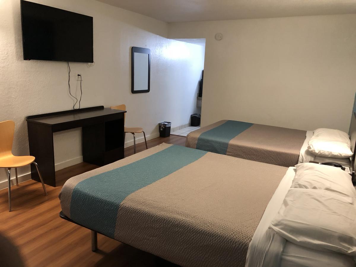 Trade Wind Motel Jacksonville Buitenkant foto