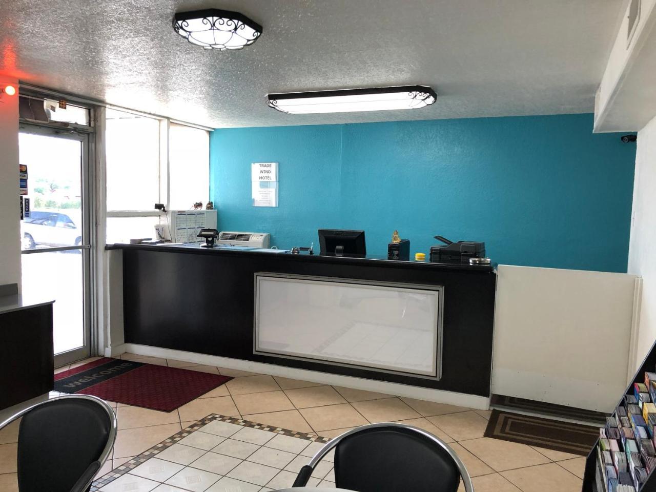 Trade Wind Motel Jacksonville Buitenkant foto